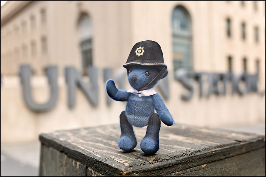 Burbeary Bob - The Travelling Bear Burbeary Bob - The Travelling Bear