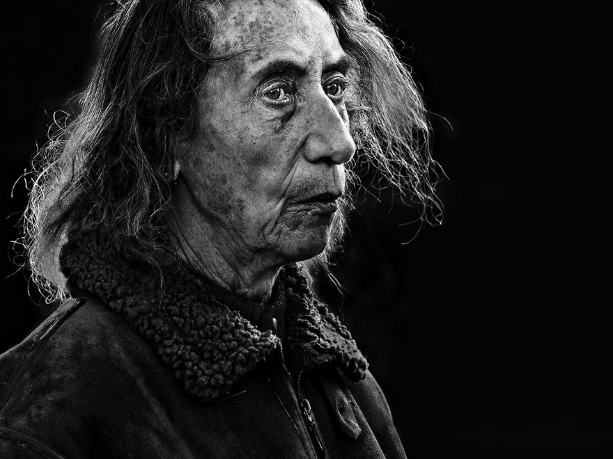 I Take Powerful Portraits Of People On The Streets