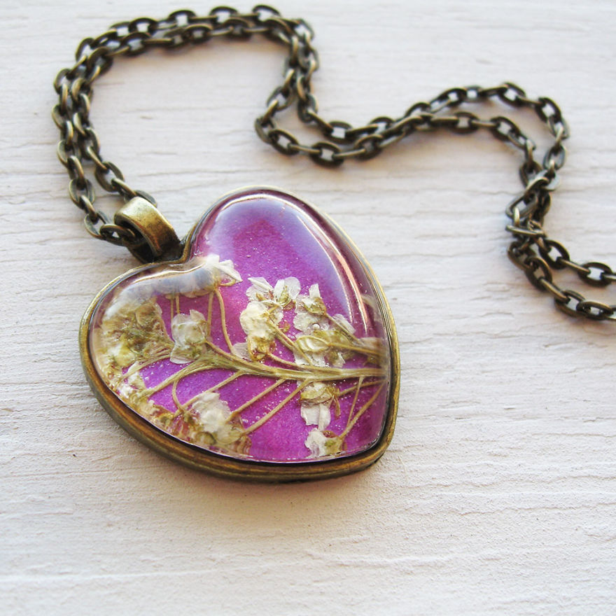 I Made Special Pressed Flower Jewelry Just For Valentine's Day! I Made Special Pressed Flower Jewelry Just For Valentine's Day!