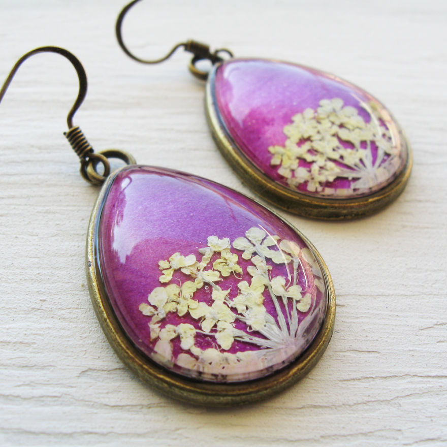 I Made Special Pressed Flower Jewelry Just For Valentine's Day!