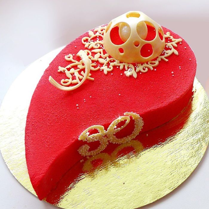 I Draw And Create My Own Chocolate World On The Mirror Glaze