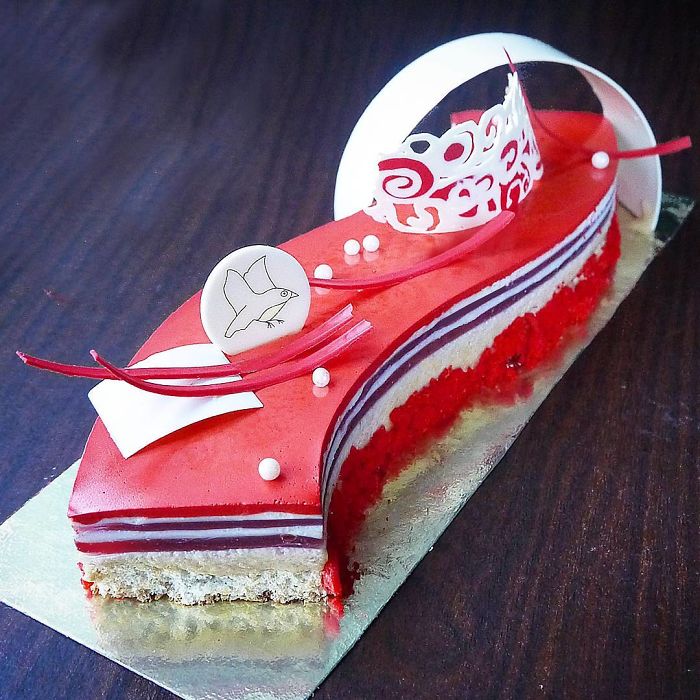 I Draw And Create My Own Chocolate World On The Mirror Glaze