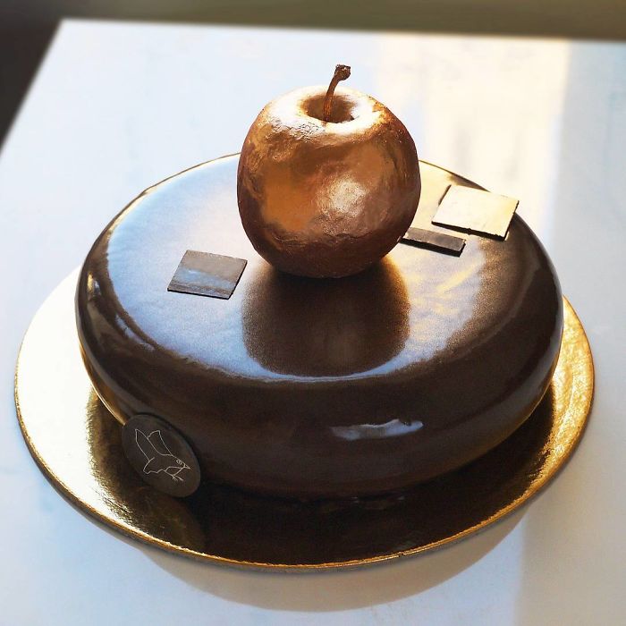 I Draw And Create My Own Chocolate World On The Mirror Glaze