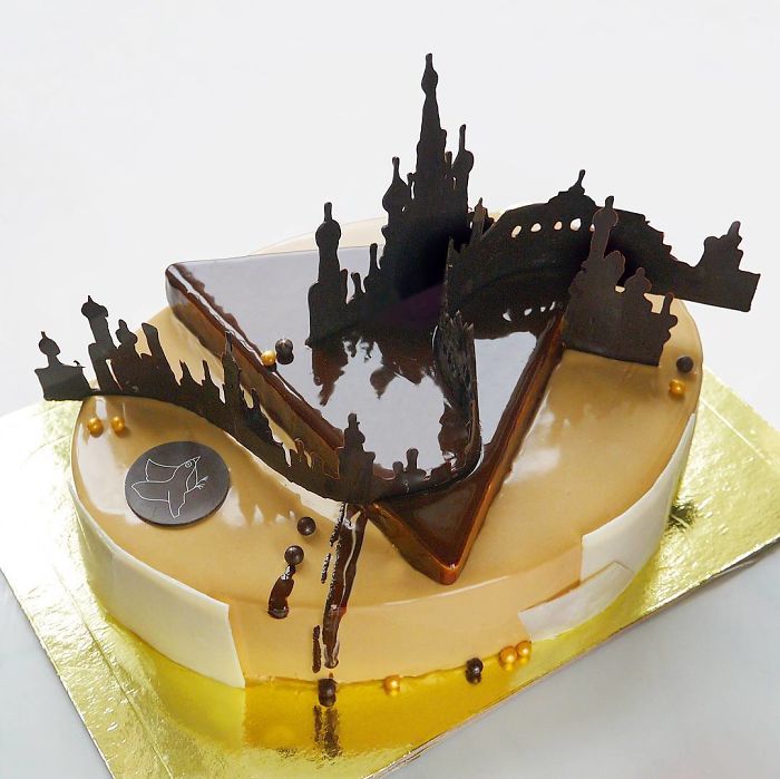 I Draw And Create My Own Chocolate World On The Mirror Glaze