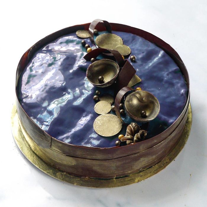 I Draw And Create My Own Chocolate World On The Mirror Glaze