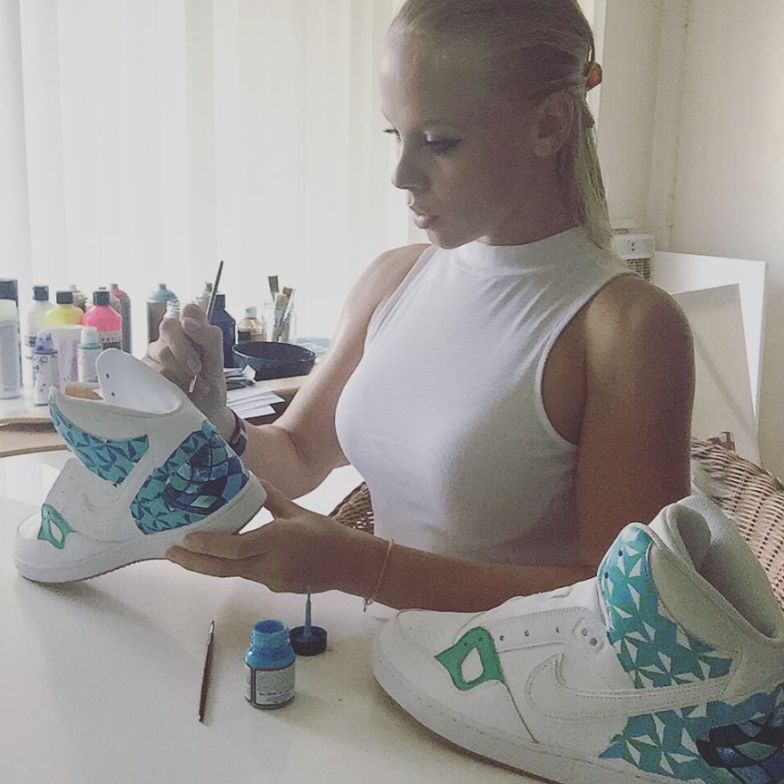 I Spend Up To 12 Hours Painting On Shoes