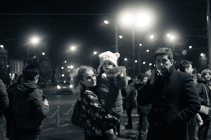 #rezist - Romania's Anti-Corruption Protests