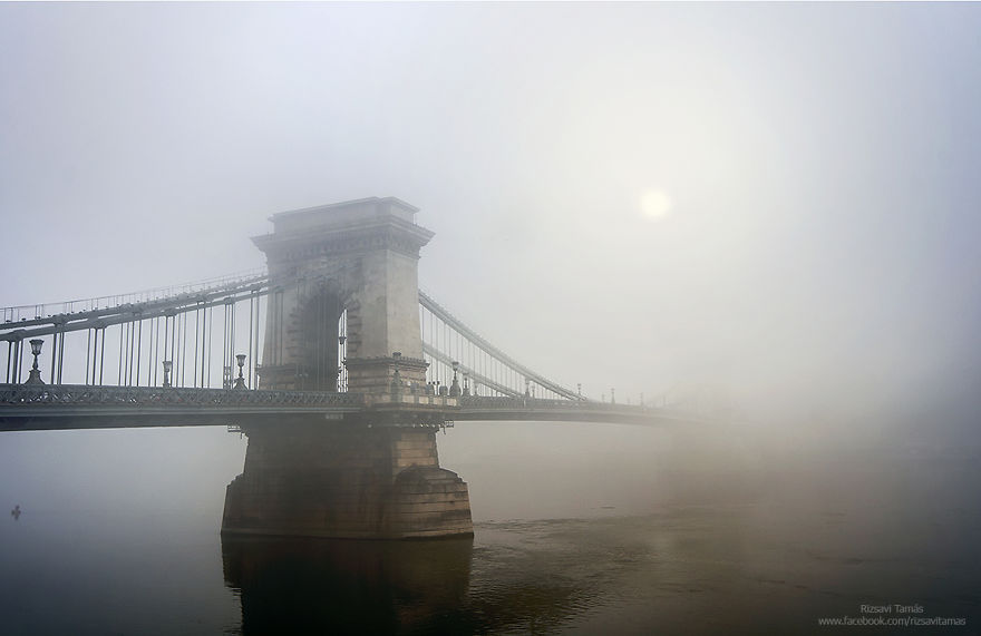 I Spent Four Years Capturing My Hometown When Its Covered By Fog