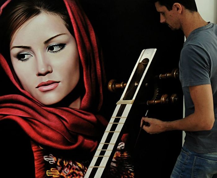Photorealistic-paintings-fabiano-millani