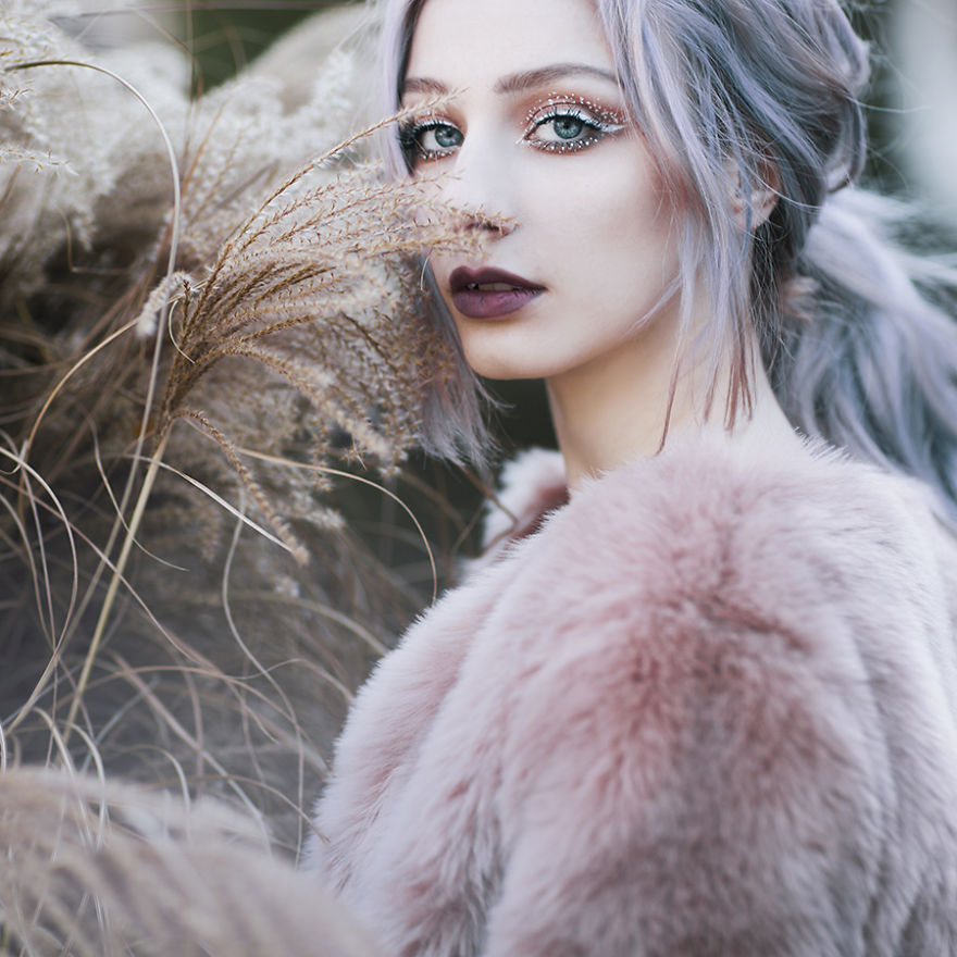 I Create These Dreamy Portraits Inspired By Blue Eyes