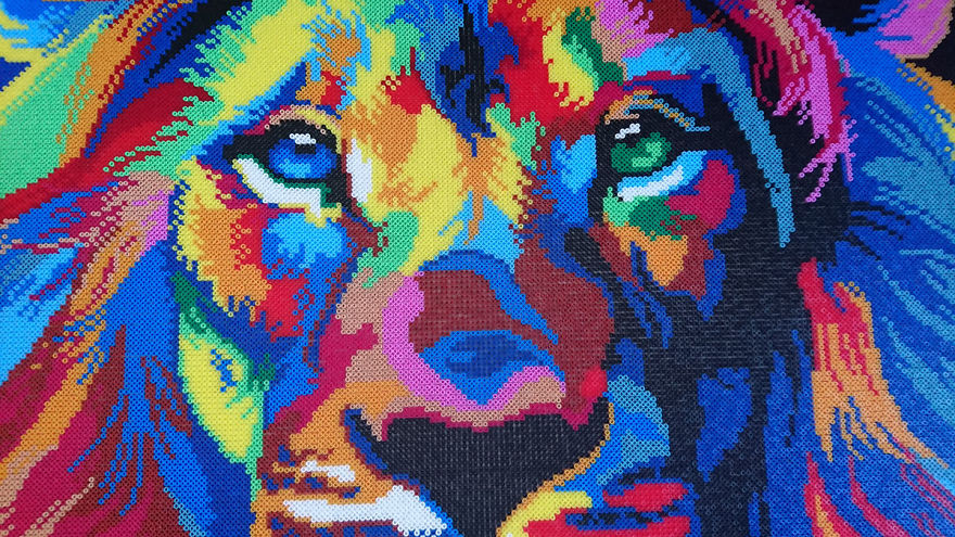 I Spent 85 Hours Using Tweezers And 45k Beads To Made A Lion Portrait I Spent 85 Hours Using Tweezers And 45k Beads To Made A Lion Portrait
