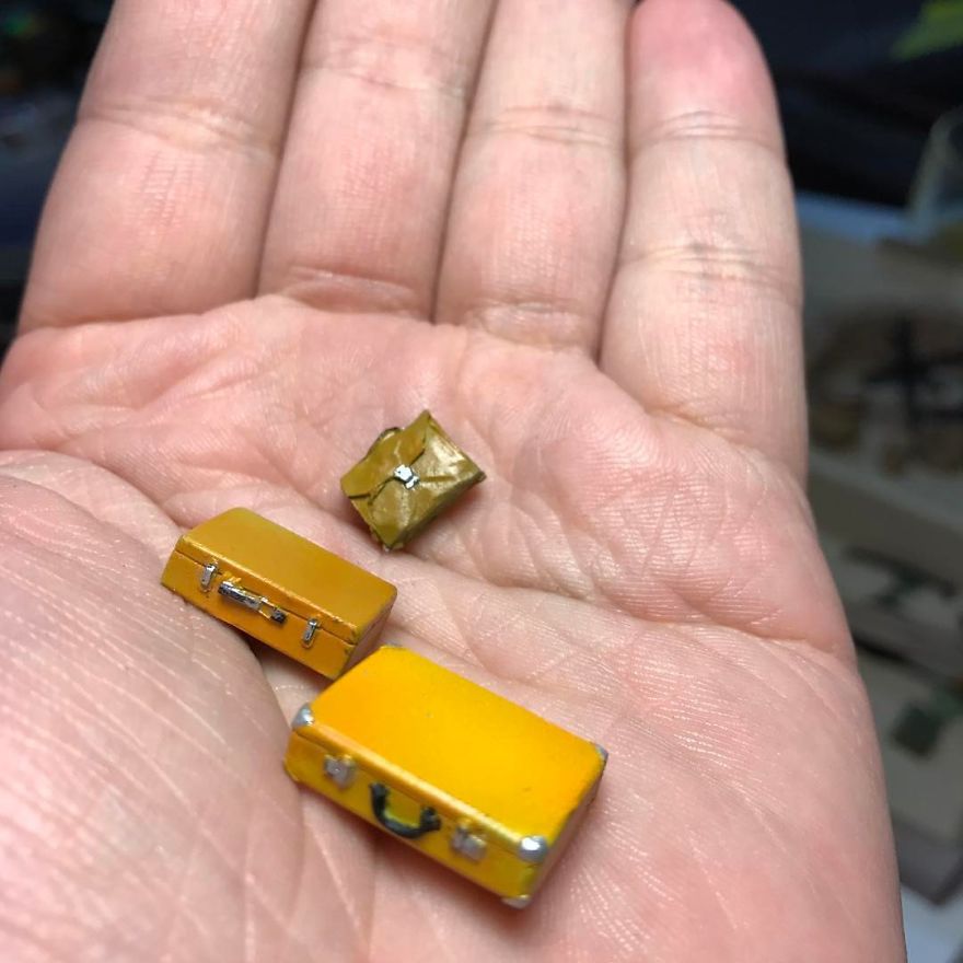 Russian Artist Creates Detailed Military Miniatures