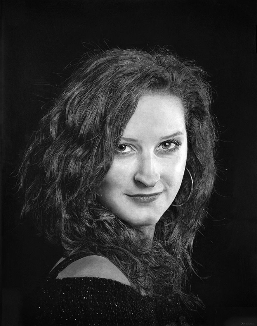 It Takes Me 4 Months To Create A Photorealistic Drawing