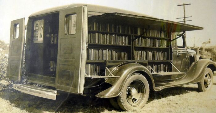 Before Amazon, We Had Bookmobiles: 75 Rare Photos Of Libraries-On-Wheels