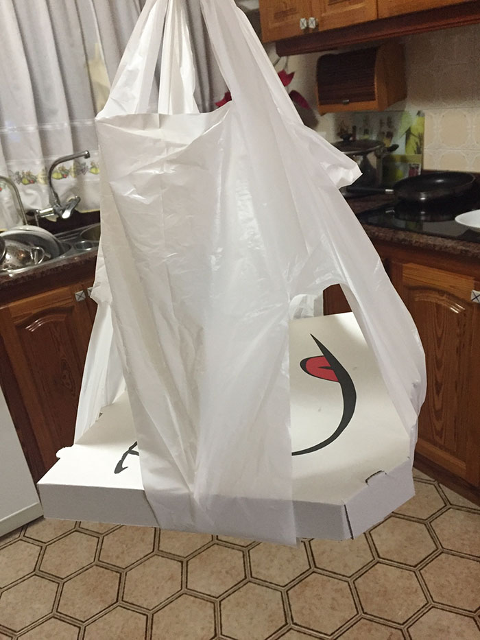 plastic bag without corners for pizza