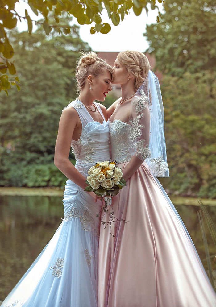 female-cosplayers-wedding-photos-7 female-cosplayers-wedding-photos-7