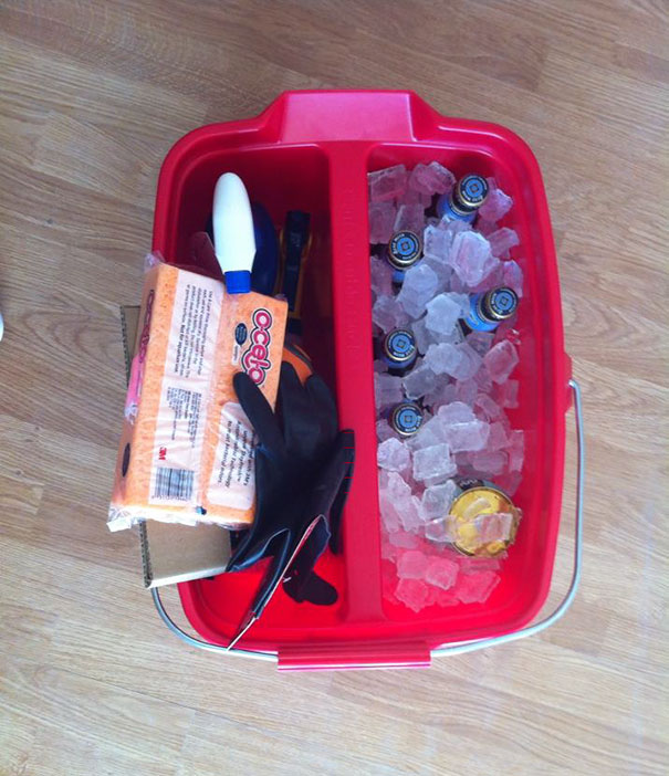 This Is What Happens When You Ask Your Boyfriend To Help Clean A House