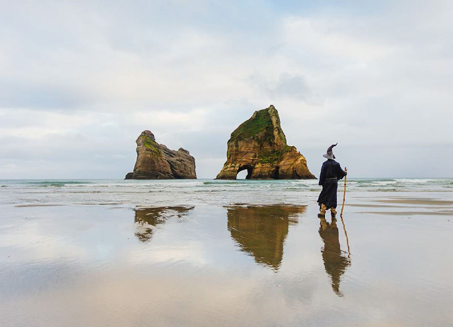 ‎gandalf The Guide‬