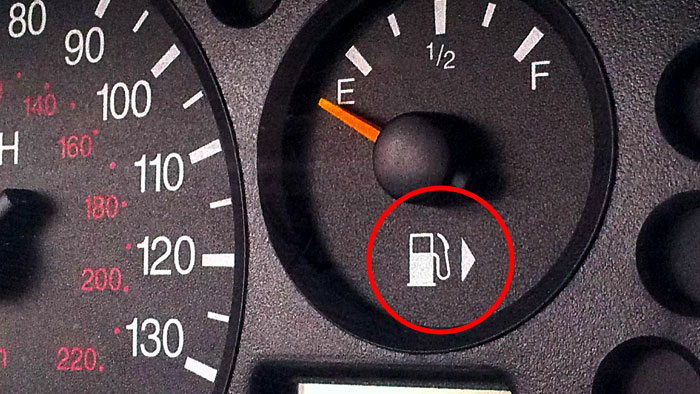 The Arrow Next To The Gas Symbol Shows Which Side Your Tank Is On
