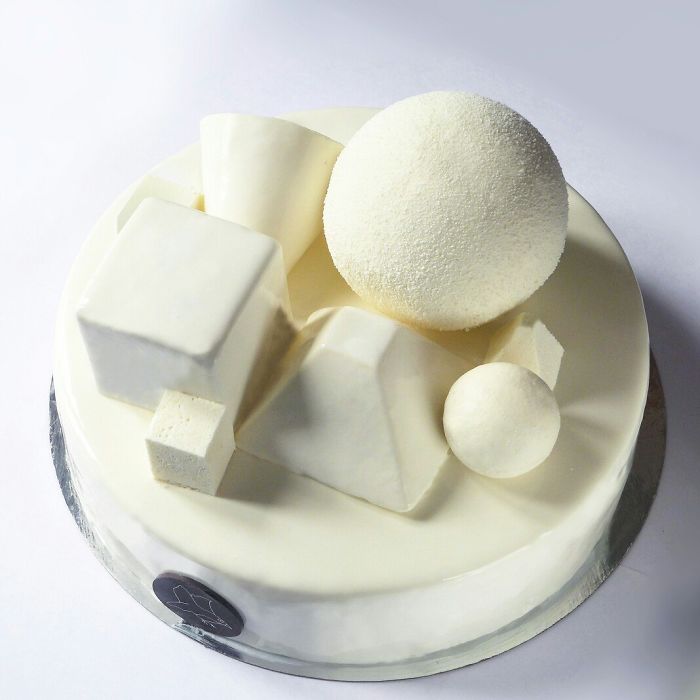 I Draw And Create My Own Chocolate World On The Mirror Glaze