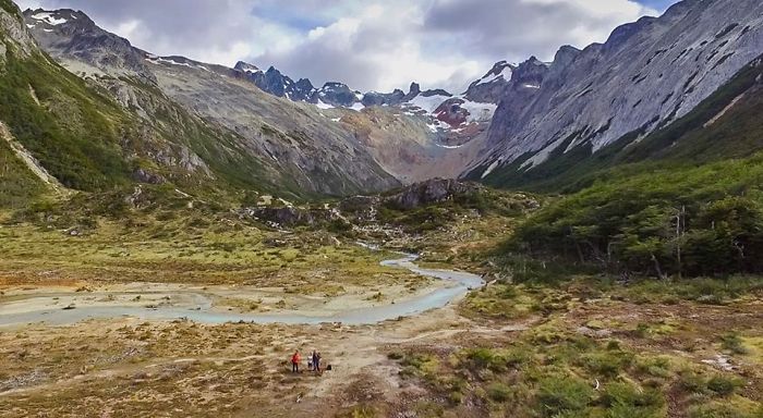 We Transformed A Military Police Car Into A Home On Wheels So That We Could Travel The World While Working We Transformed A Military Police Car Into A Home On Wheels So That We Could Travel The World While Working