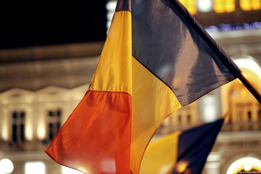 #rezist - Romania's Anti-Corruption Protests