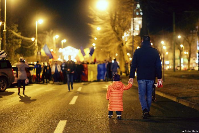 #rezist – Romania’s Anti-Corruption Protests