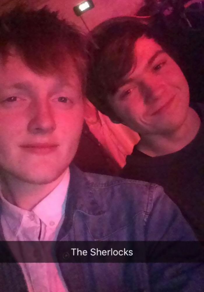 teen-sneaks-vip-band-concert-wikipedia-6