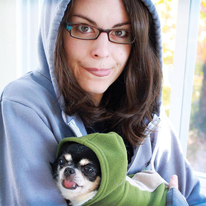 woman-brings-home-senior-dog-24-hours-jay-z-7 woman-brings-home-senior-dog-24-hours-jay-z-7