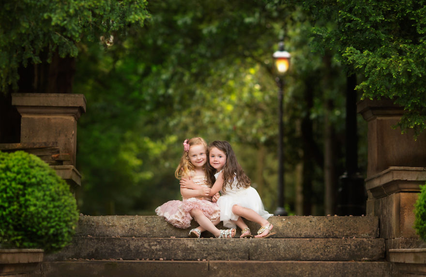 I Photograph Children Outdoors To Showcase Great Britain's Incredible Colourful Seasons