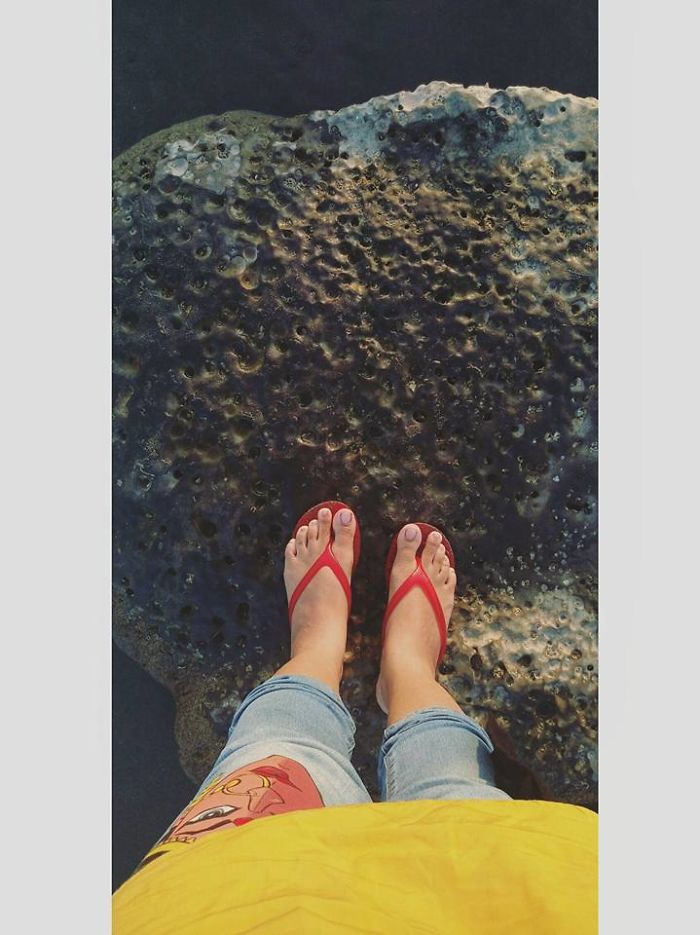 Happy Feet : My Journey To Places Happy Feet : My Journey To Places