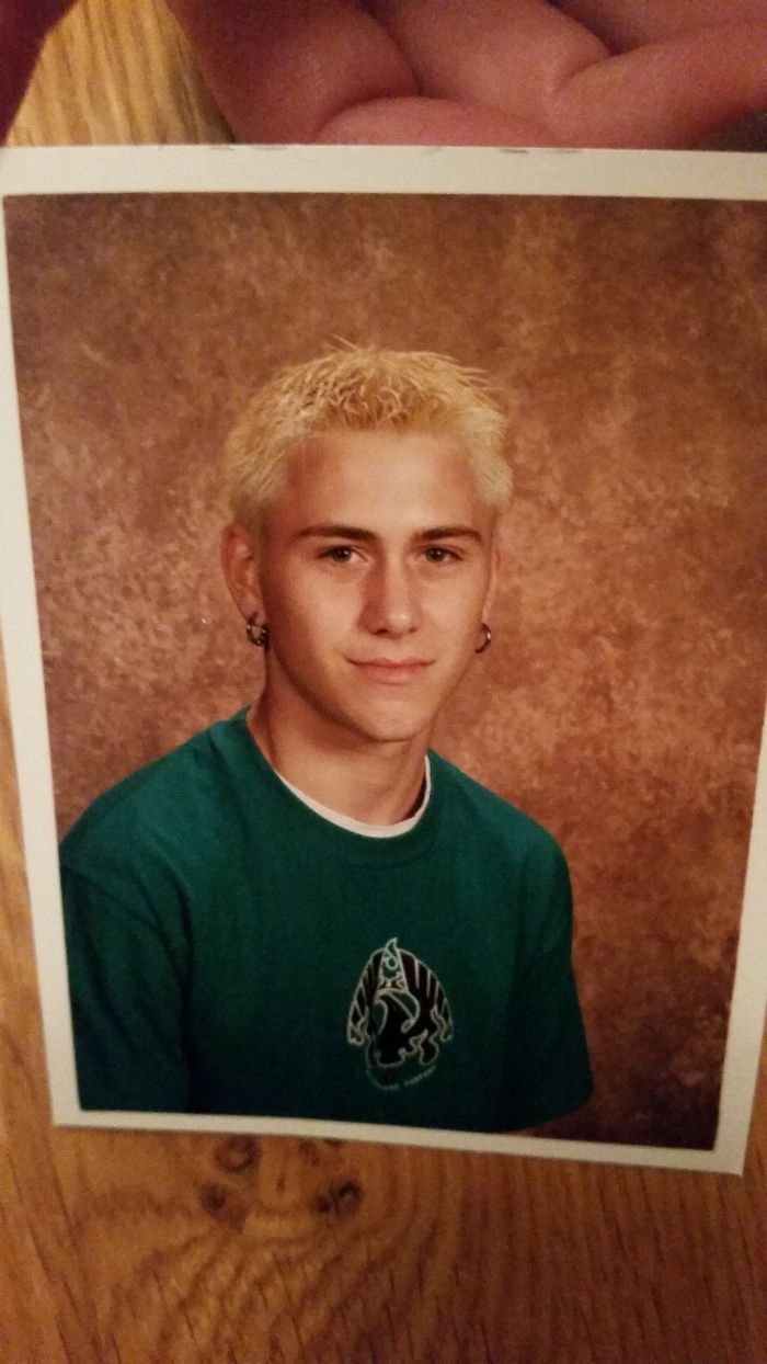 2001, 15yr Old Bmxer And Slim Shady Look A Like. Fast Forward 2017, Married, 5 Children And Still Shredding The Skate Parks On My Bike