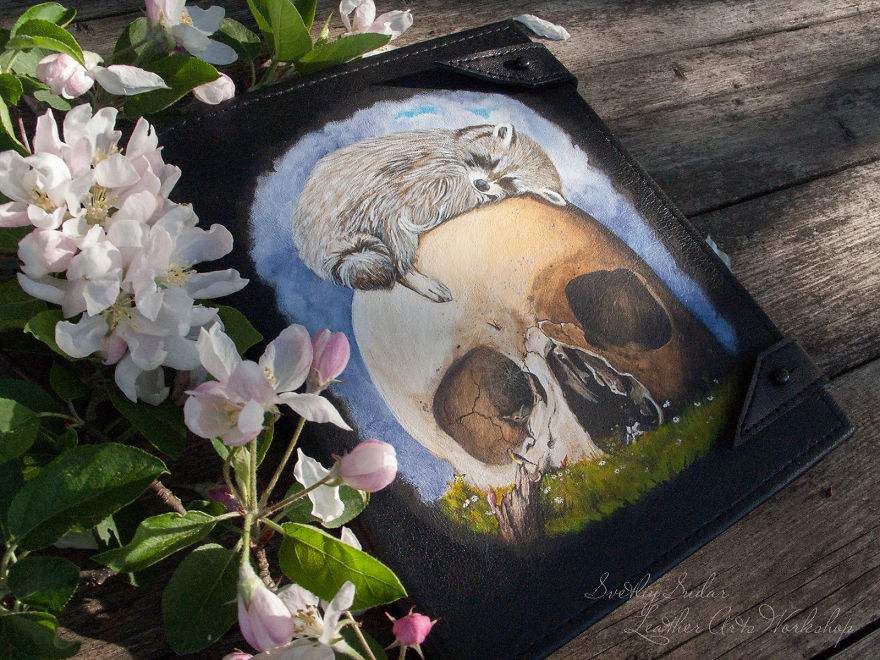 We Made A Hand-Painted Sketchbook From Genuine Leather We Made A Hand-Painted Sketchbook From Genuine Leather