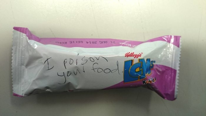 My Girlfriend Writes Cute Notes On My Snacks
