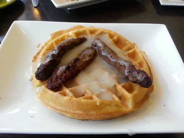 What I Ordered: Chicken And Waffles. What I Got? Bukkaffles