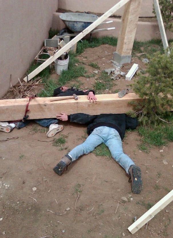 Tried To Prank My Mom, She Just Took A Photo And Went Inside