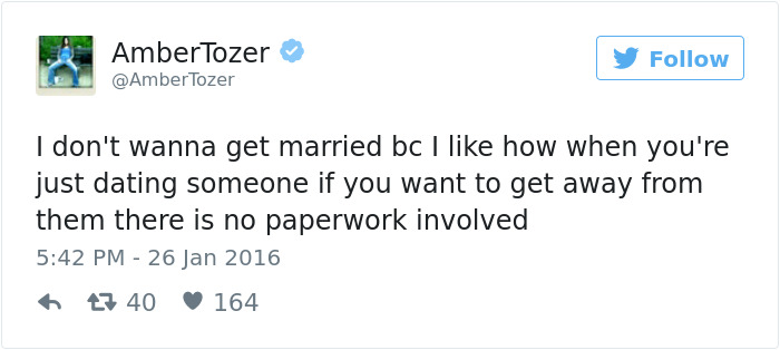 Tweet by Amber Tozer humorously highlights dating freedom without marriage paperwork.