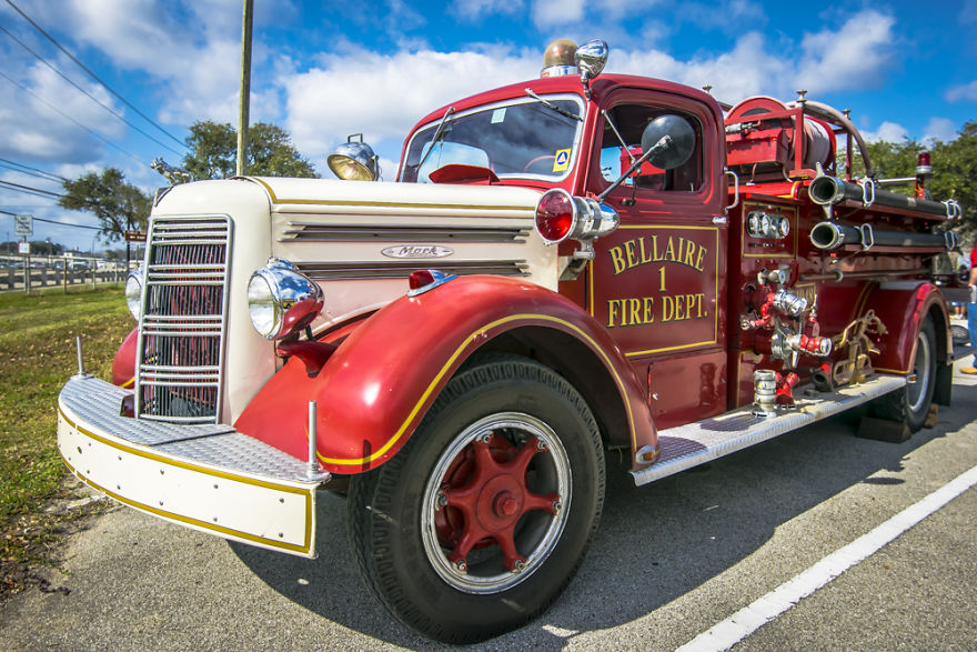 Old Firetruck By Alberto Lama