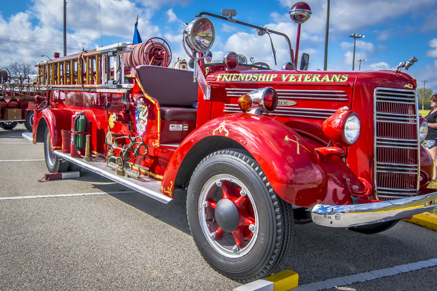 Old Firetruck By Alberto Lama