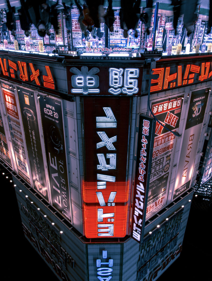 Derive: Wandering Under The Neon Lights Of Tokyo