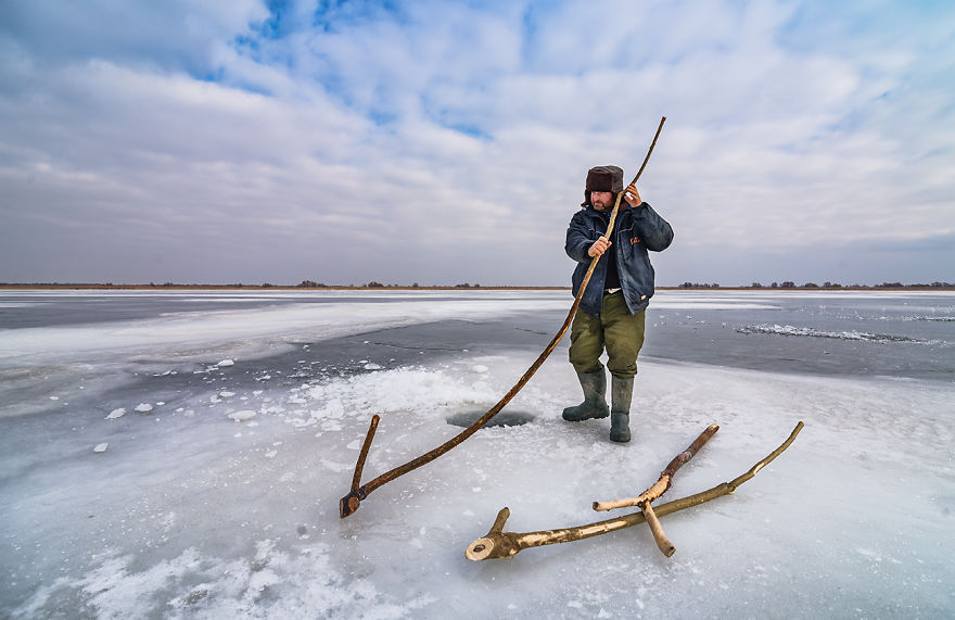 The Undiscovered Beauty Of Romania Expressed In Ice Fishing Pictures The Undiscovered Beauty Of Romania Expressed In Ice Fishing Pictures