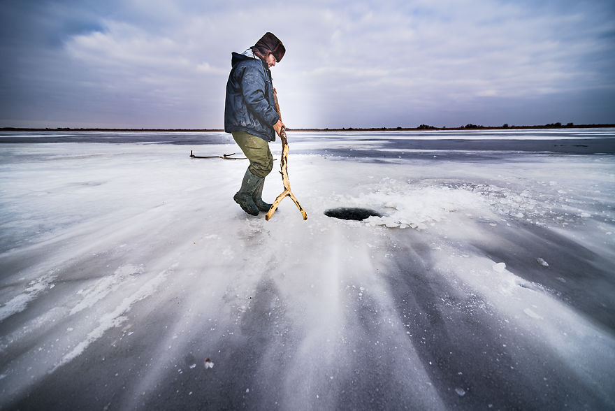 The Undiscovered Beauty Of Romania Expressed In Ice Fishing Pictures The Undiscovered Beauty Of Romania Expressed In Ice Fishing Pictures