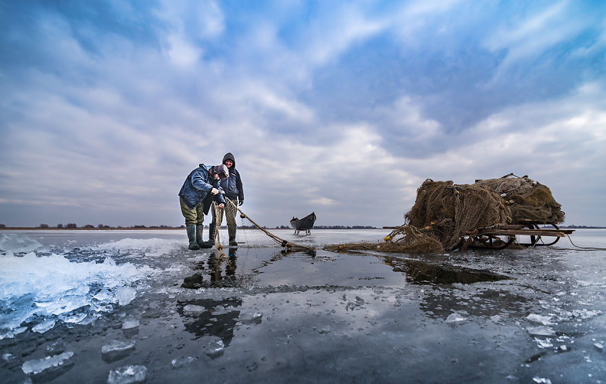 The Undiscovered Beauty Of Romania Expressed In Ice Fishing Pictures The Undiscovered Beauty Of Romania Expressed In Ice Fishing Pictures