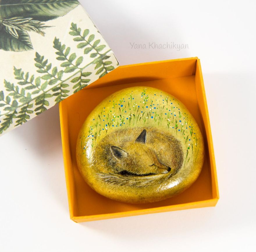 Oil Paintings On Stones