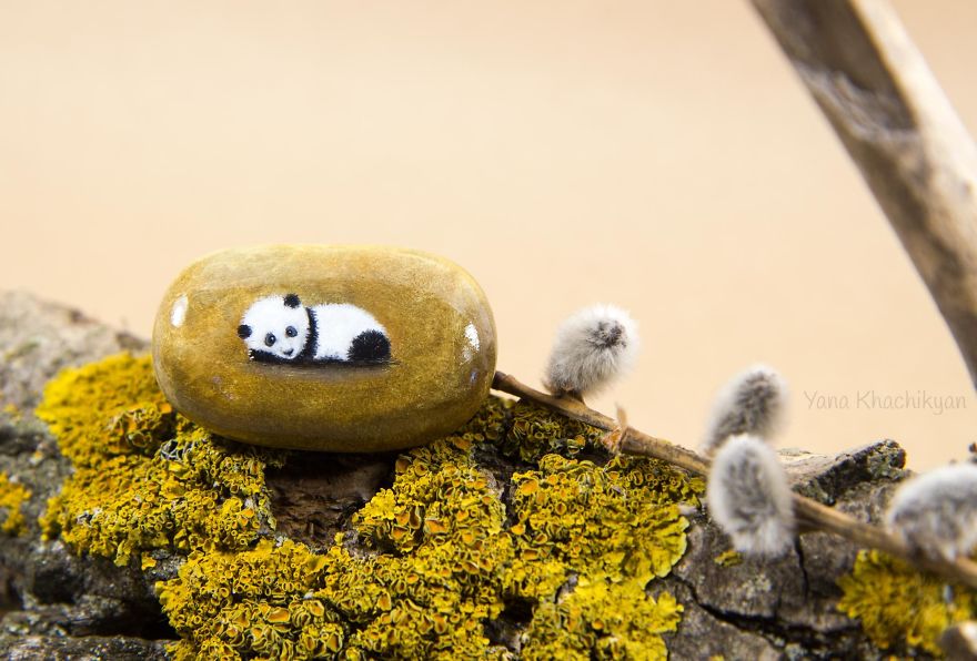 Oil Paintings On Stones