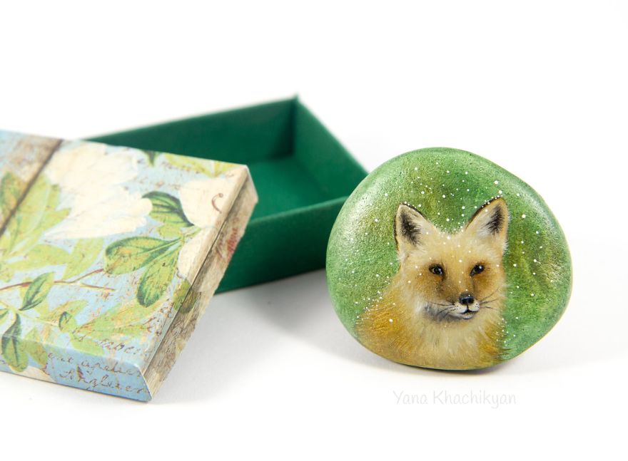 Oil Paintings On Stones