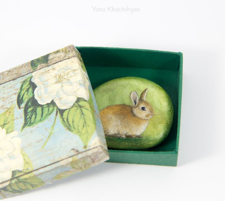 Oil Paintings On Stones