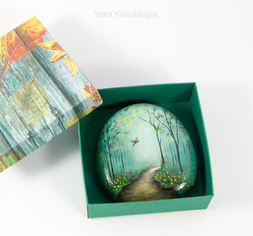 Oil Paintings On Stones