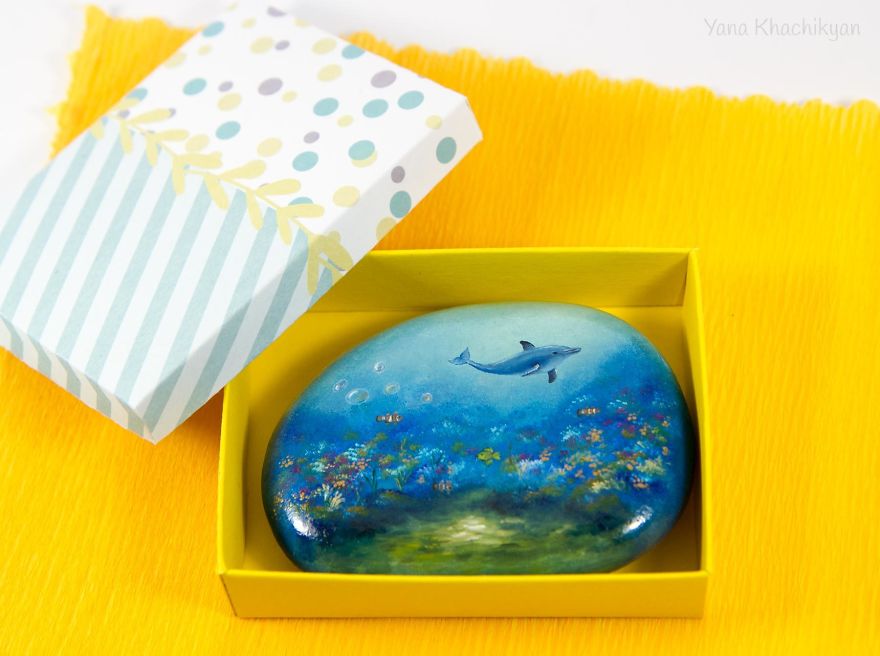 Oil Paintings On Stones