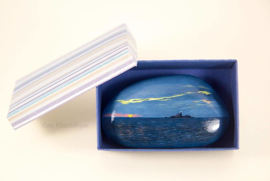 Oil Paintings On Stones